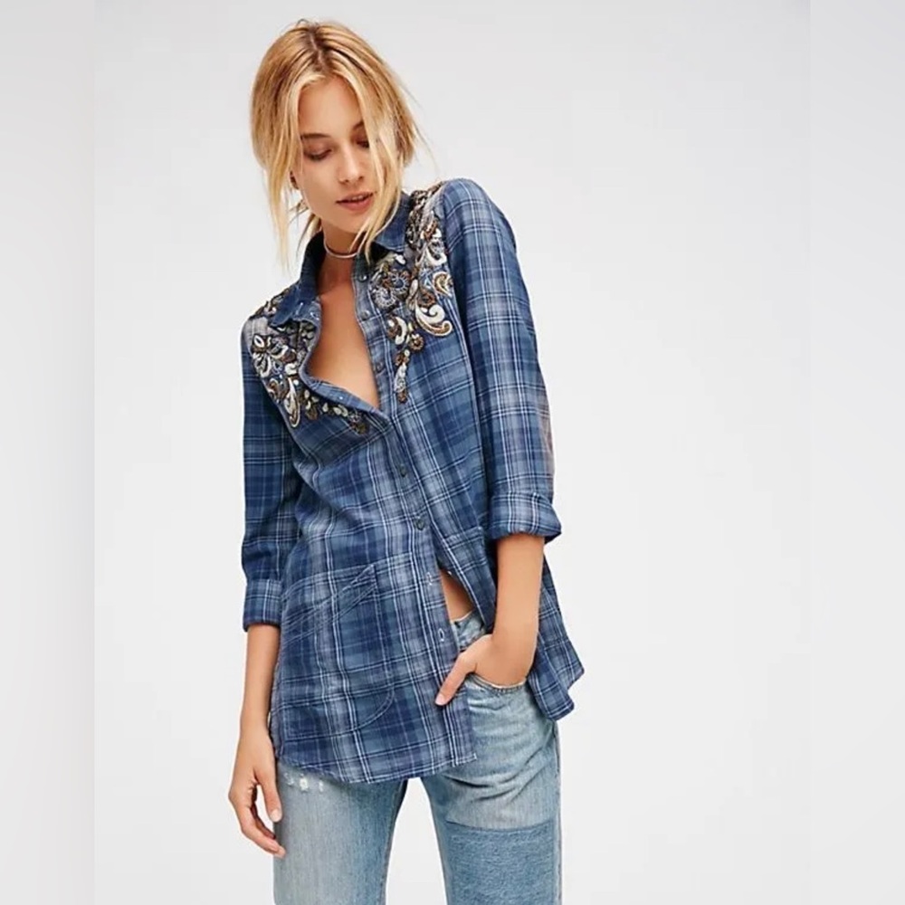 FREE PEOPLE Women’s Blue Stevie’s Embellished Plaid Tunic Shirt Size XL Flannel